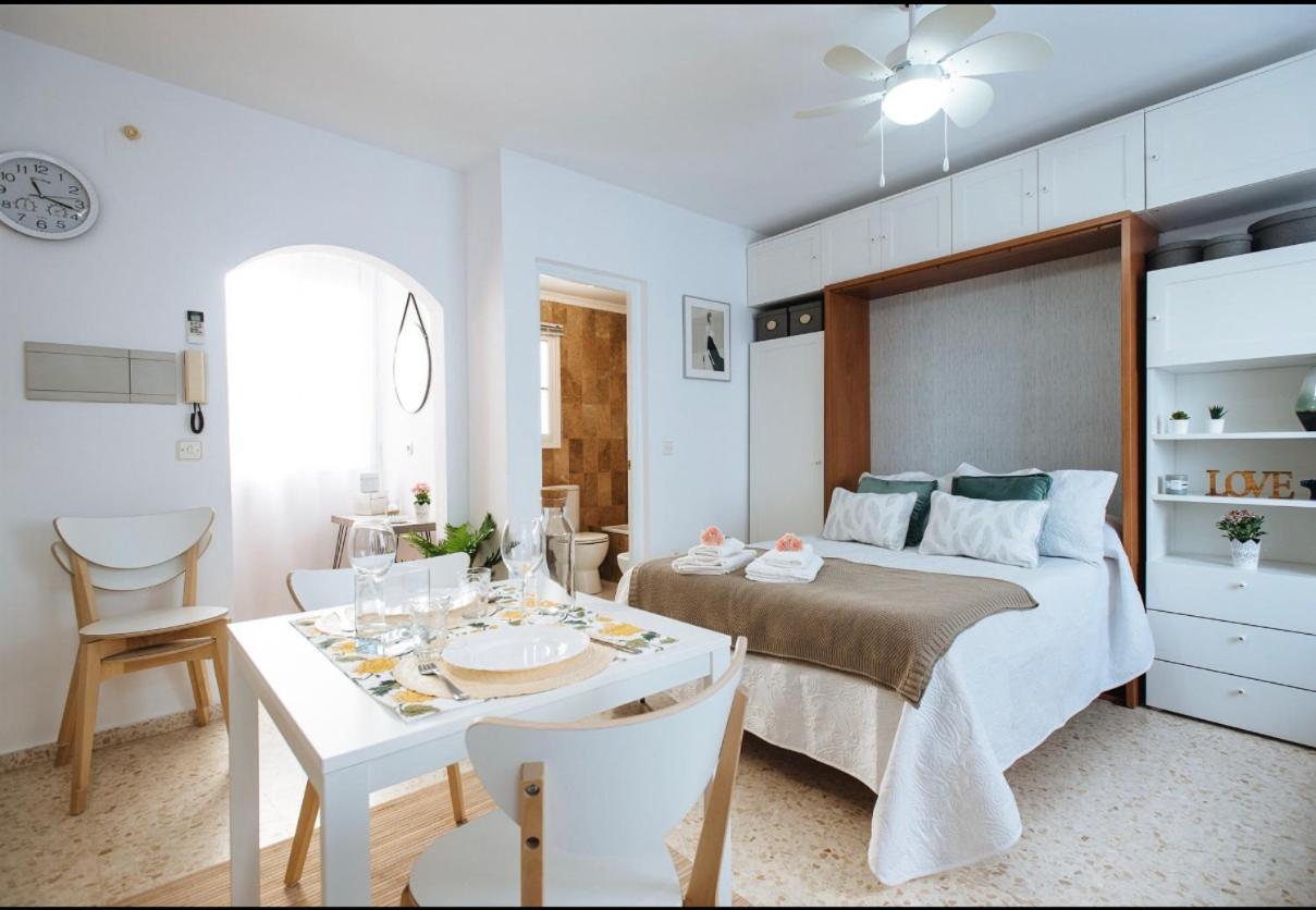 Lyrioshomes Chipiona Beach Bagian luar foto